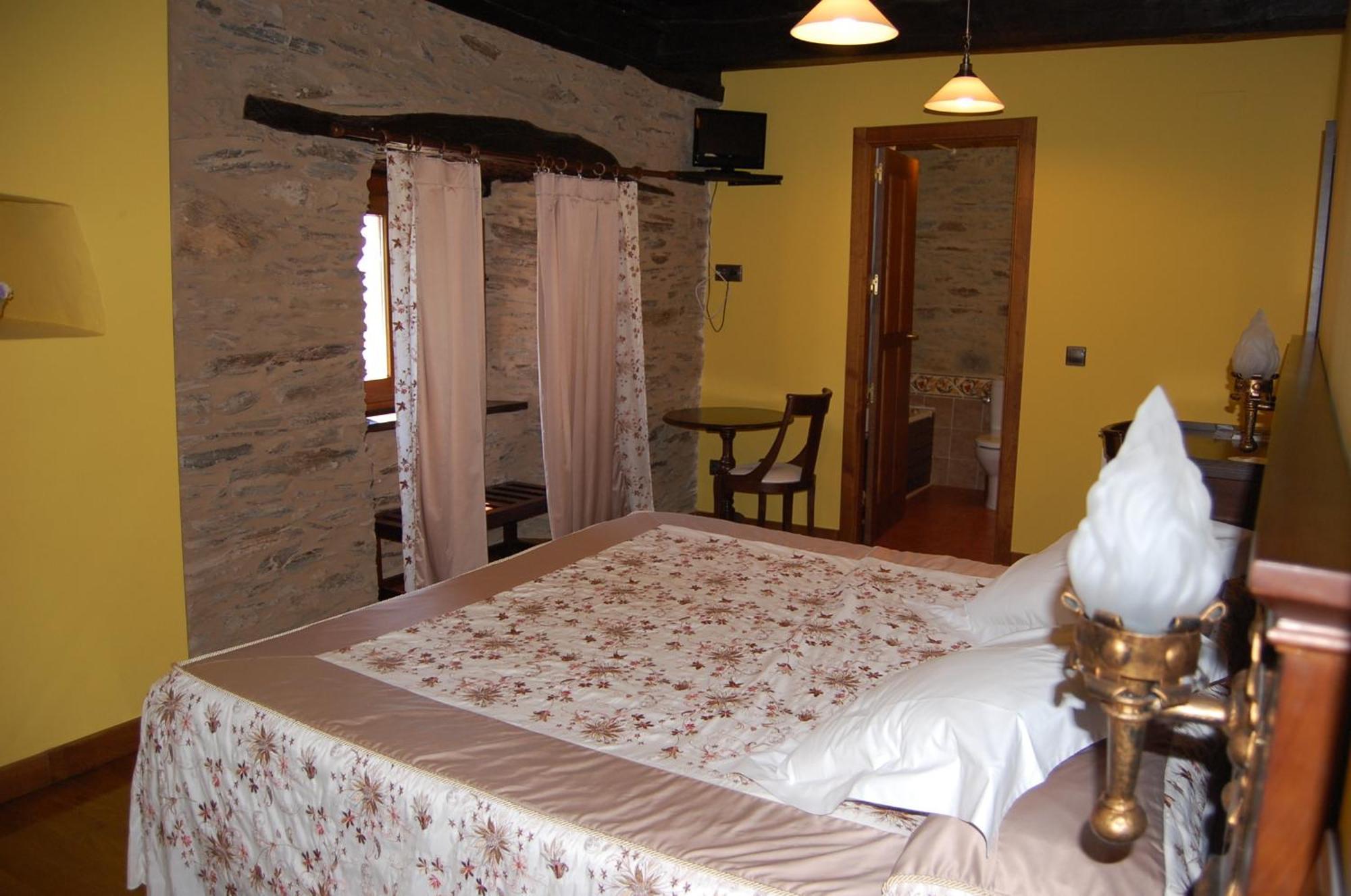 Maison d'hôtes Pacio Do Sil à A Rúa Chambre photo