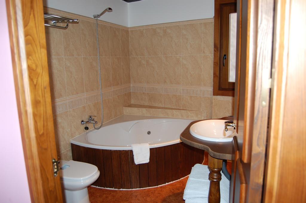 Maison d'hôtes Pacio Do Sil à A Rúa Extérieur photo
