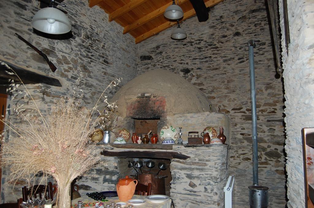 Maison d'hôtes Pacio Do Sil à A Rúa Extérieur photo